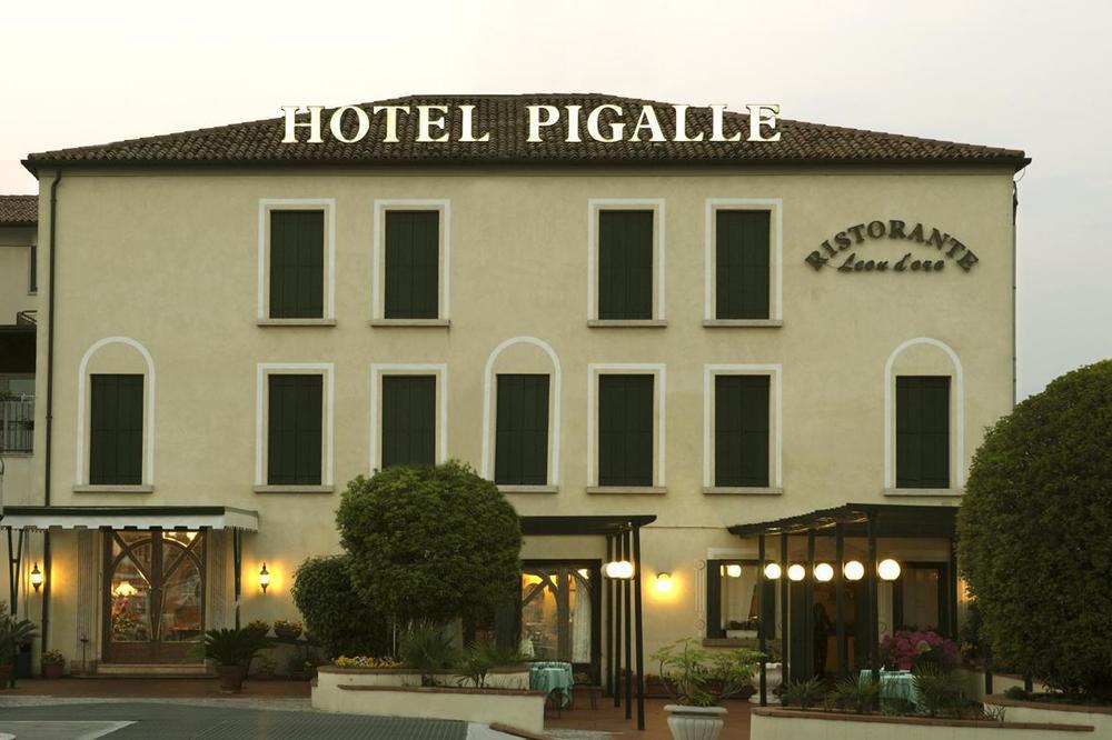 Hotel Villa Pigalle Tezze sul Brenta Kültér fotó