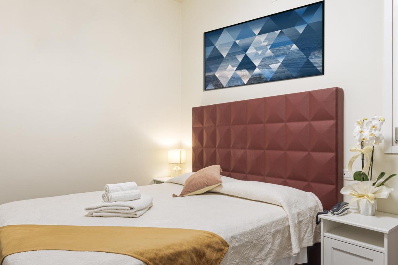 Hotel Villa Pigalle Tezze sul Brenta Kültér fotó