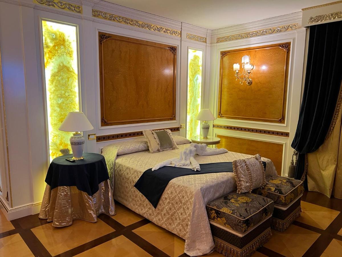 Hotel Villa Pigalle Tezze sul Brenta Kültér fotó